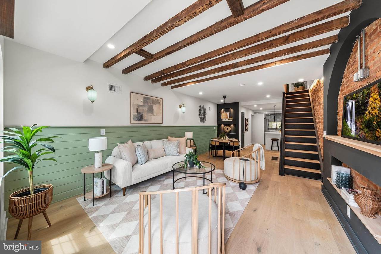 1524 Cleveland Street - Photo 1