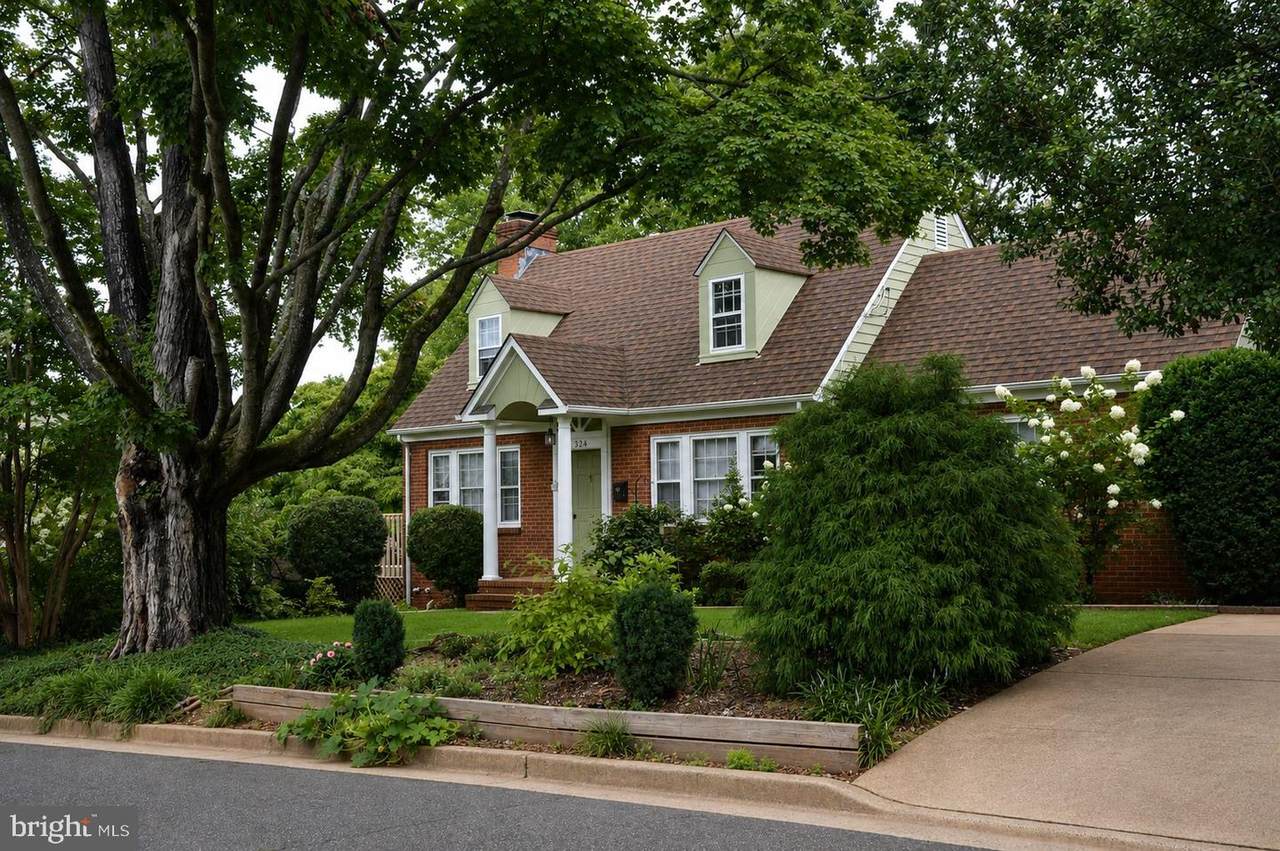 324 W Asher - Photo 1