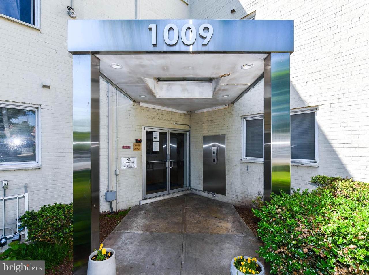 1009 Chillum Road - Photo 1
