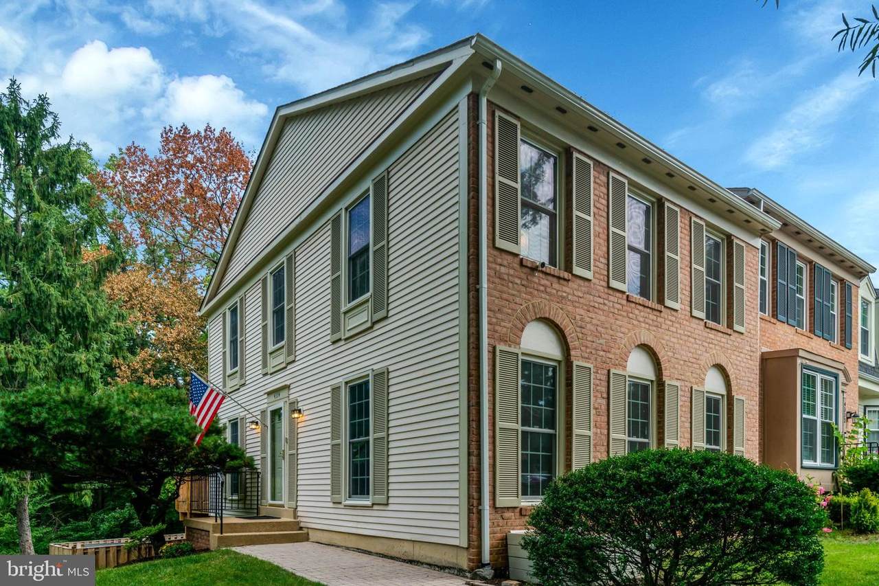 4334 Gingham Court - Photo 1