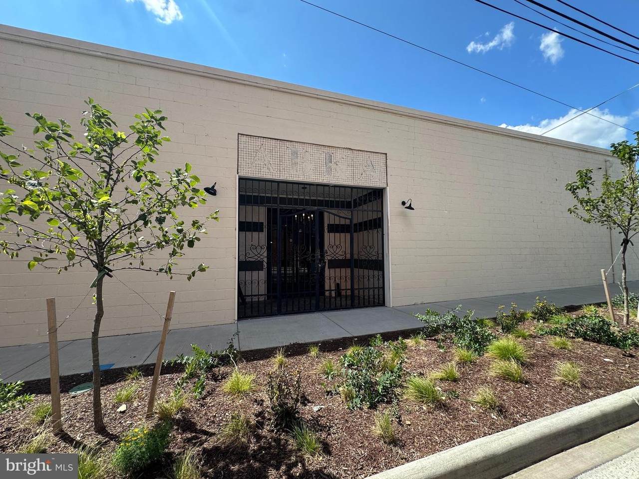 567 Cameron Street - Photo 1