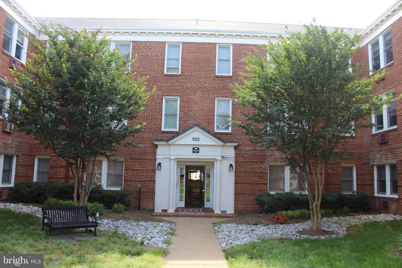 922 Washington Street - Photo 1