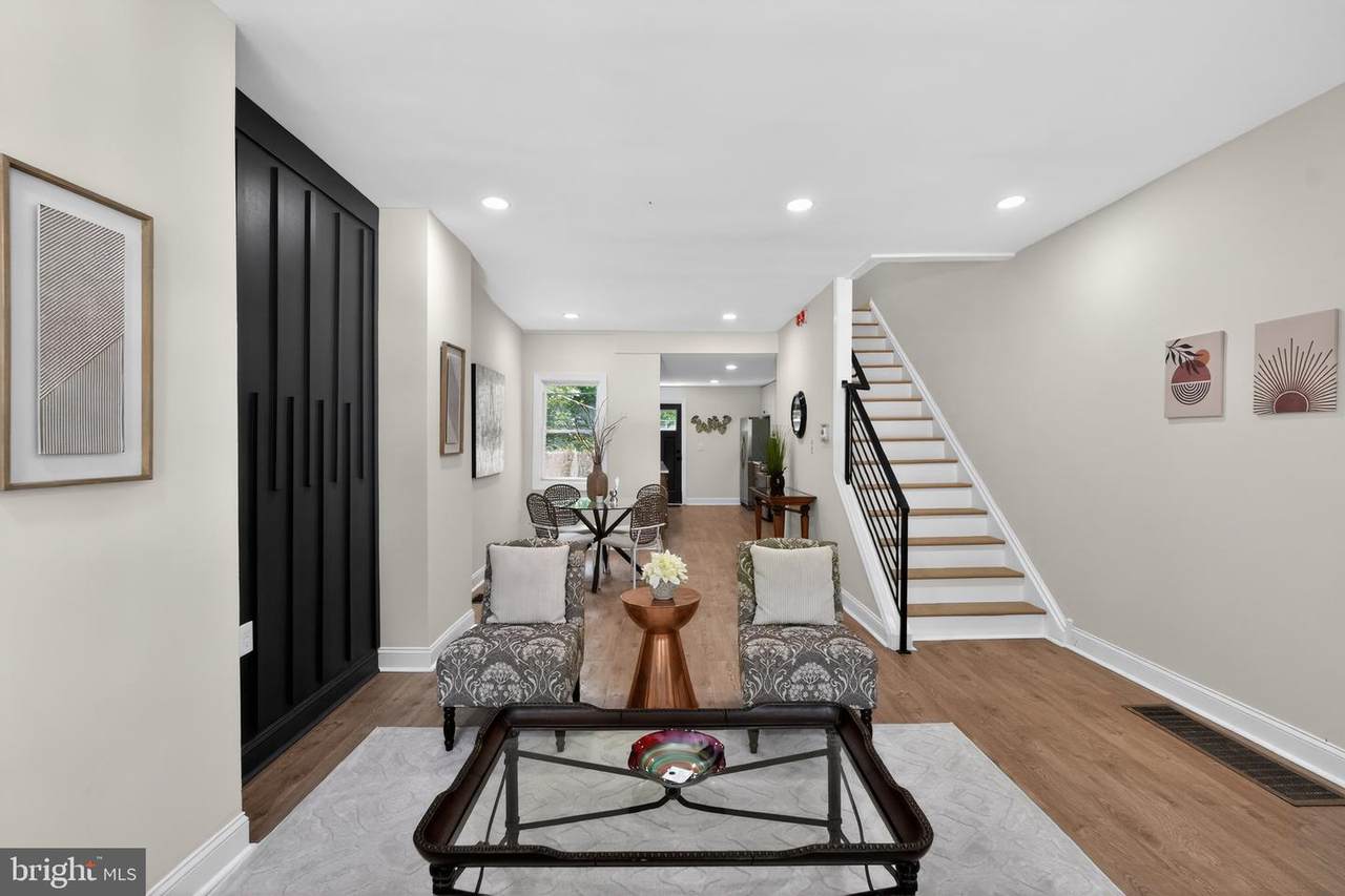 411 50TH Street - Photo 1