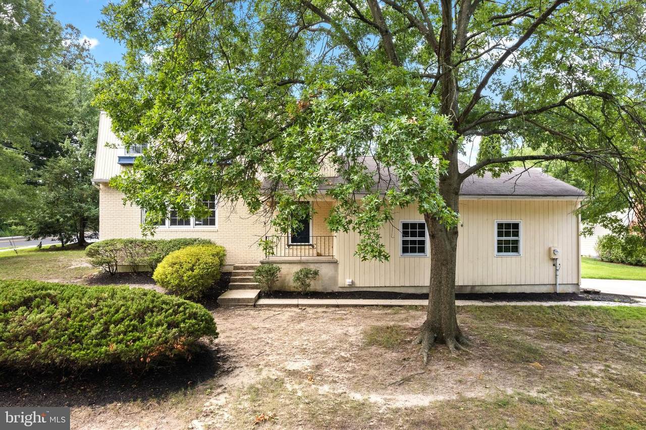 260 Village Court - Photo 1