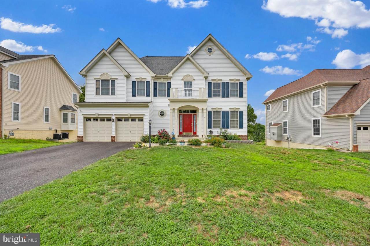 3379 Oakham Drive - Photo 1