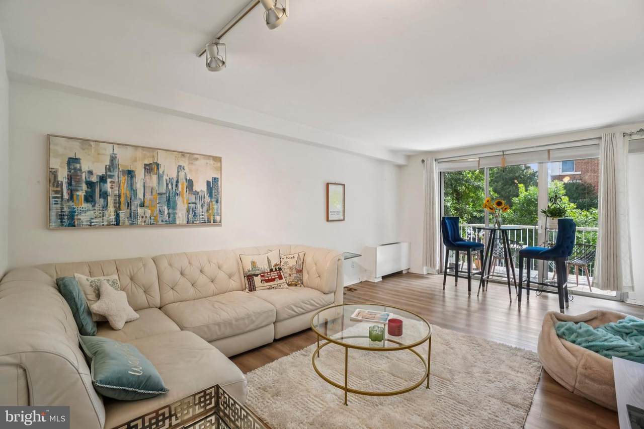 730 24TH Street - Photo 1