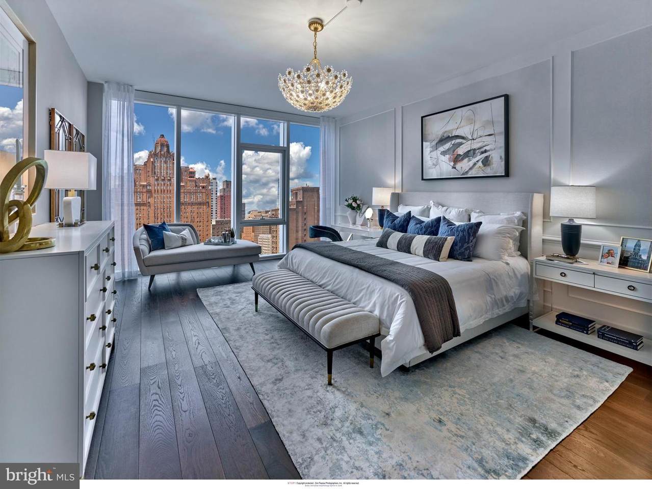 301 Broad - Photo 1