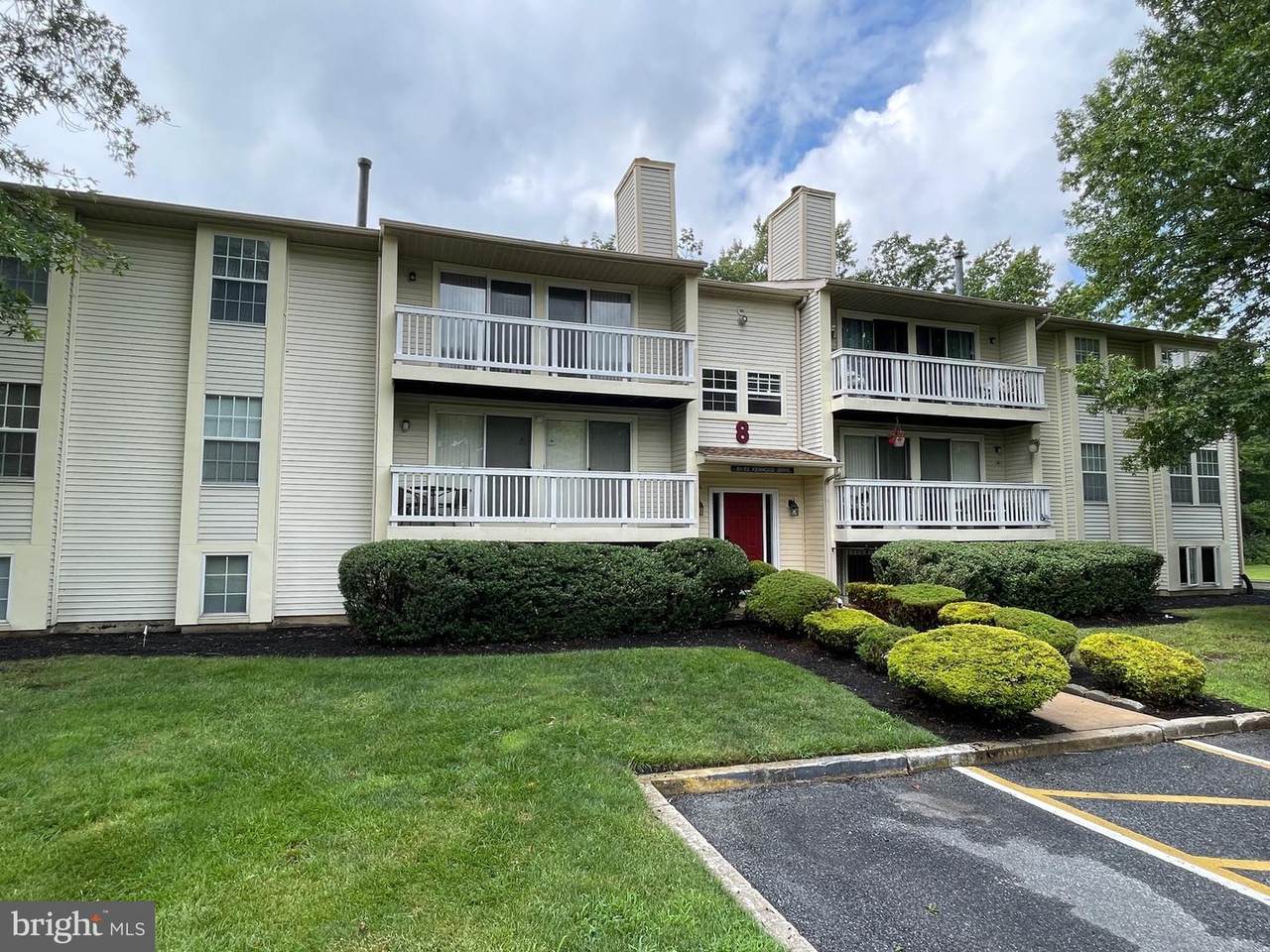 91 Kenwood Drive - Photo 1