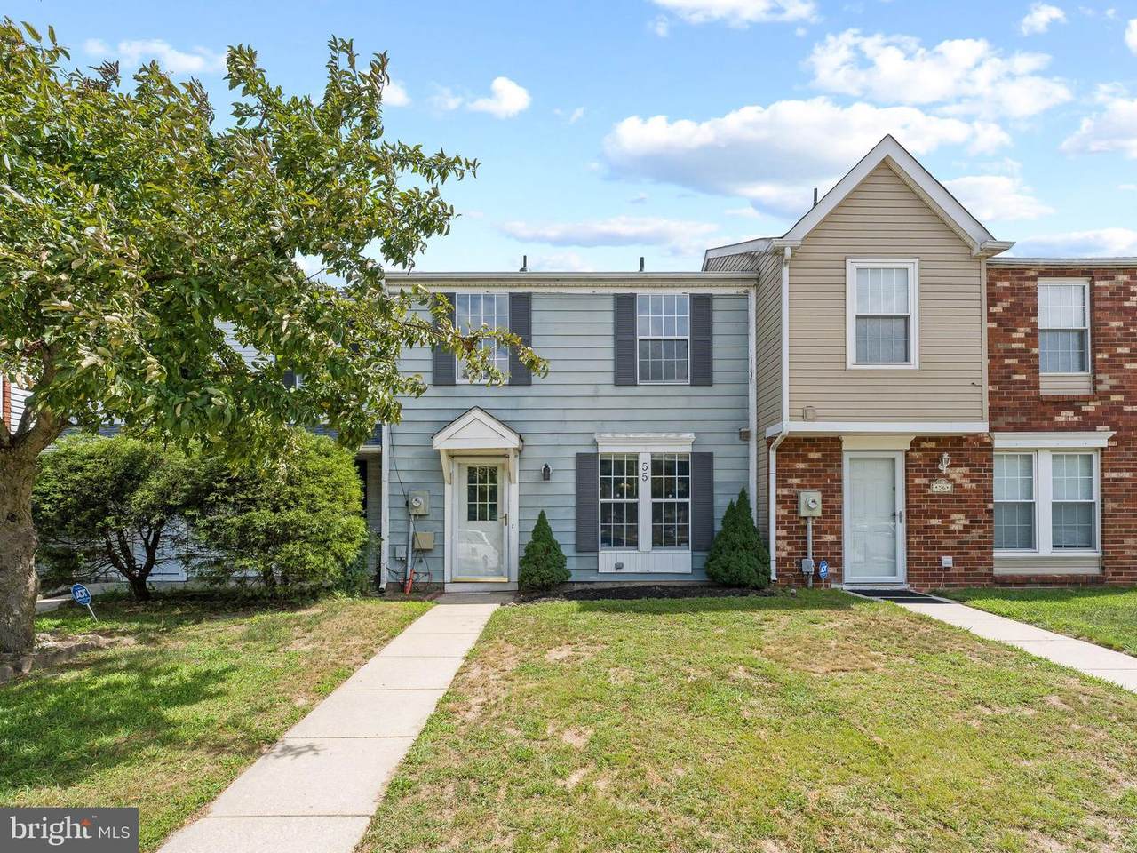 55 Victoria Manor Court - Photo 1