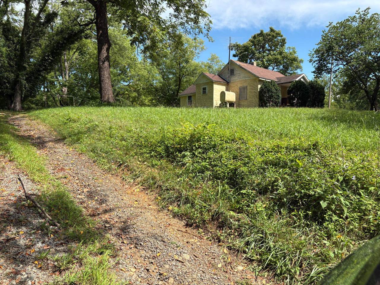 40114 Braddock Road - Photo 1