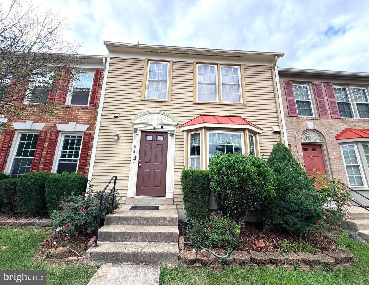 5417 New London Park Drive - Photo 1