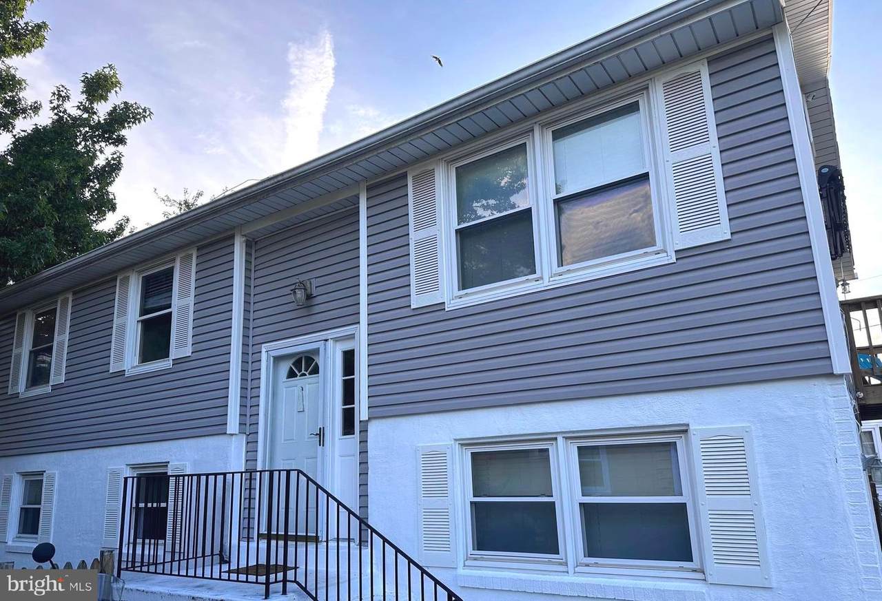 1220 Grove Avenue - Photo 1