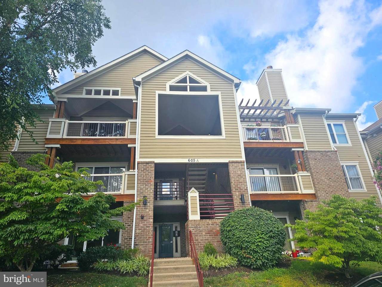 605-A Admiral Drive - Photo 1