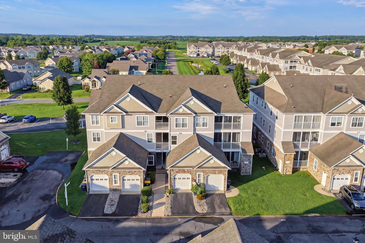 4002 Fullerton Court, Unit E - Photo 1
