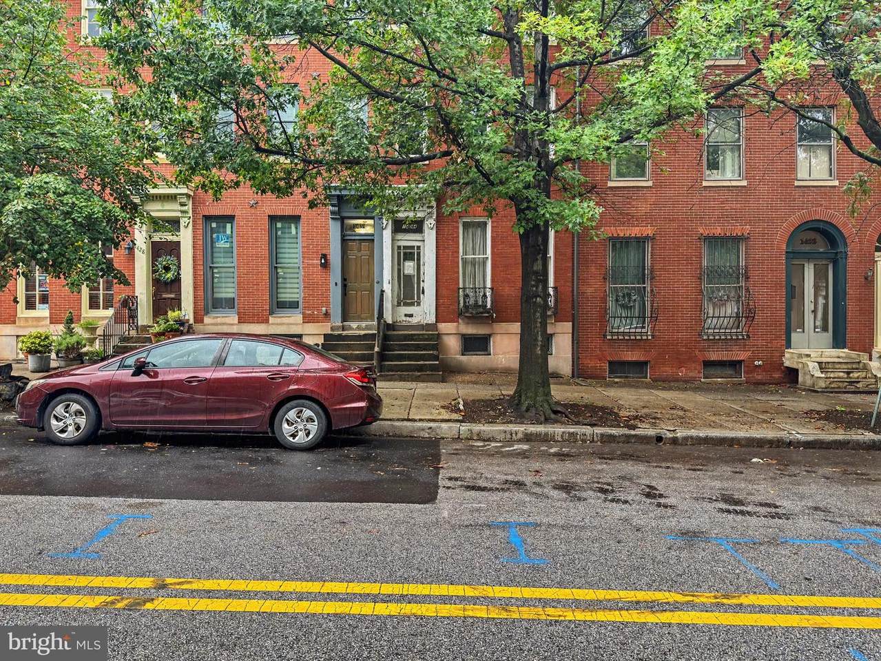 1424 Hollins Street - Photo 1