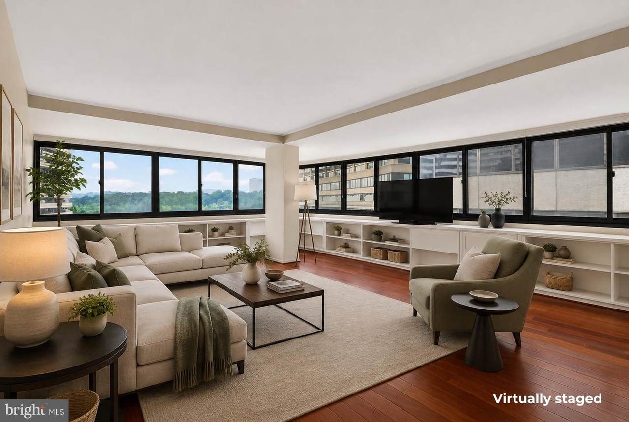 2510 Virgnia Avenue - Photo 1