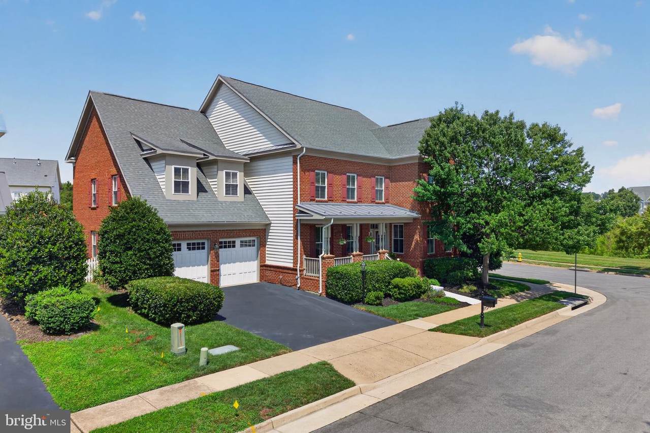 10930 A P Hill Court - Photo 1
