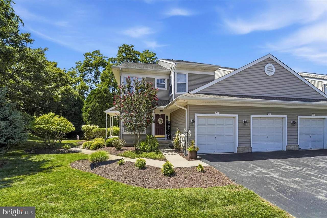 104 Jeffords Court - Photo 1