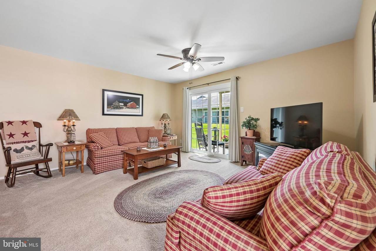 5105A Adelaide Drive - Photo 1