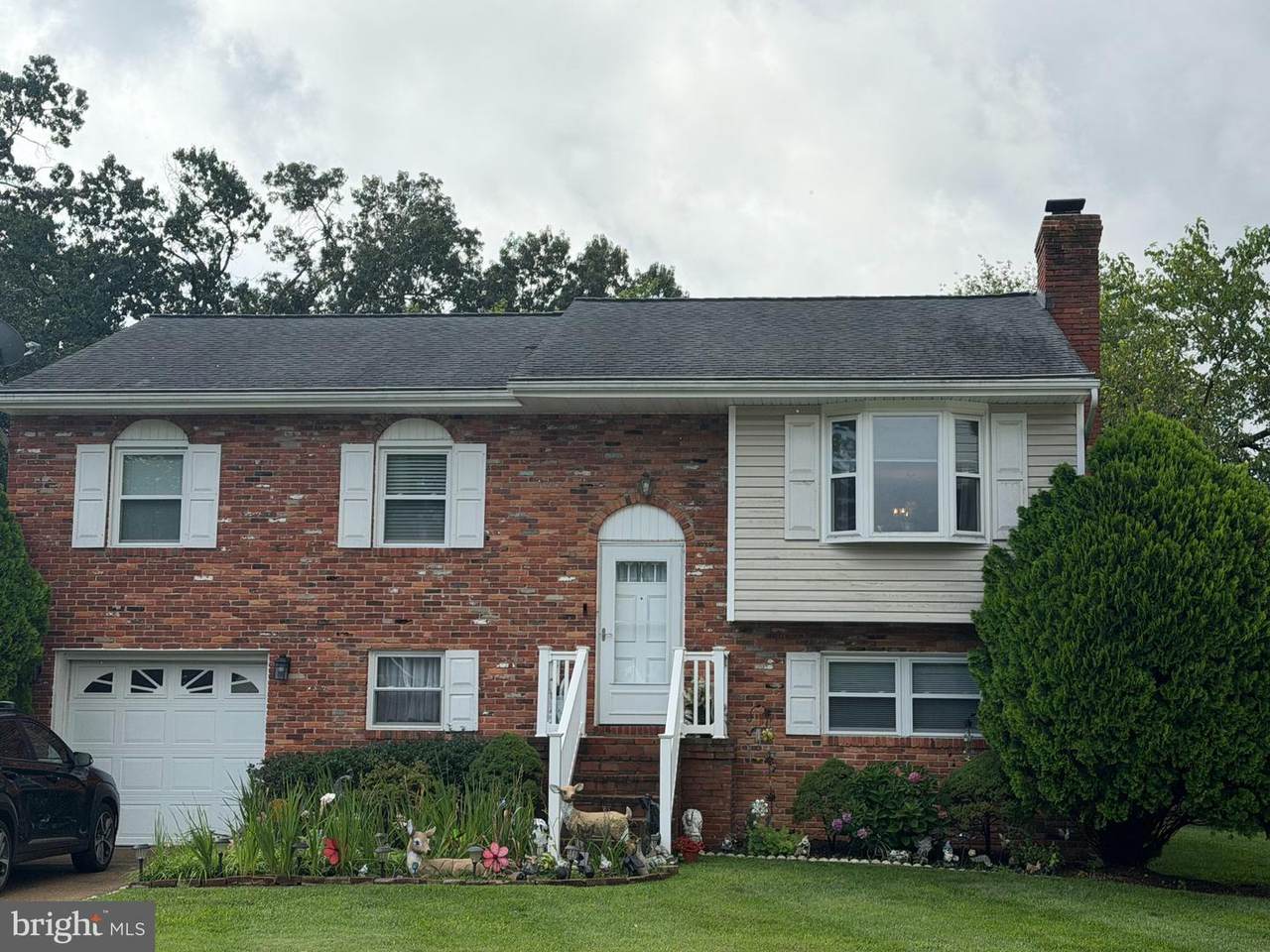 777 Martin Court - Photo 1