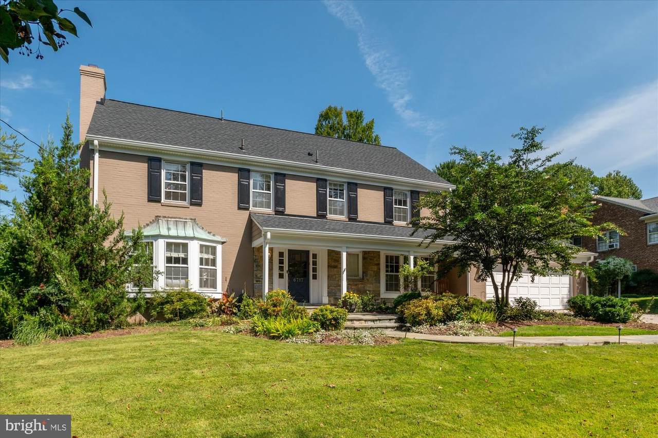 6717 Michaels Drive - Photo 1