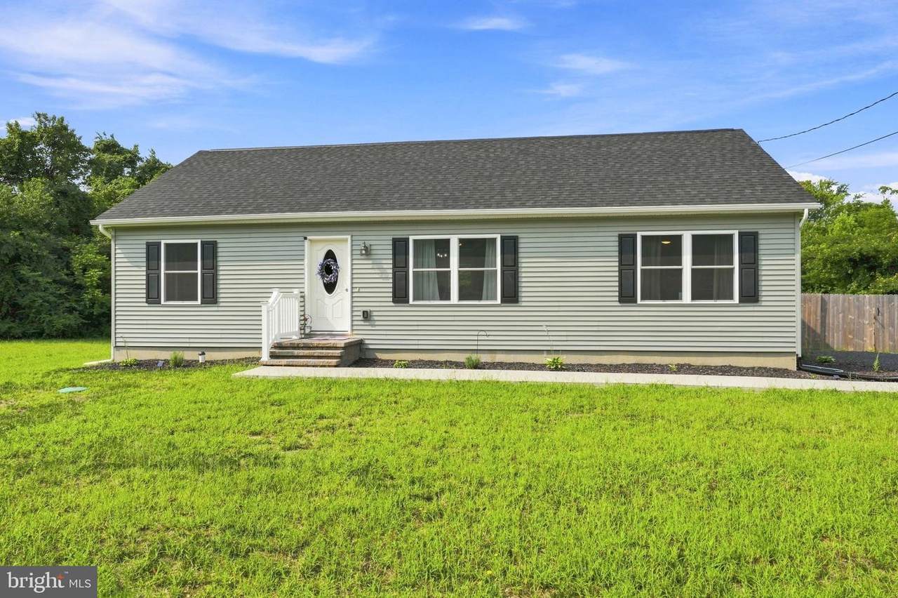 596 Main Street - Photo 1