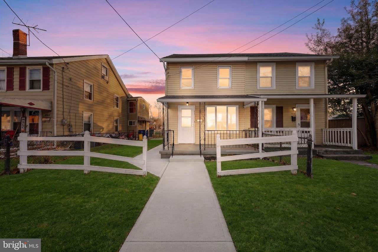 810 2ND Street - Photo 1