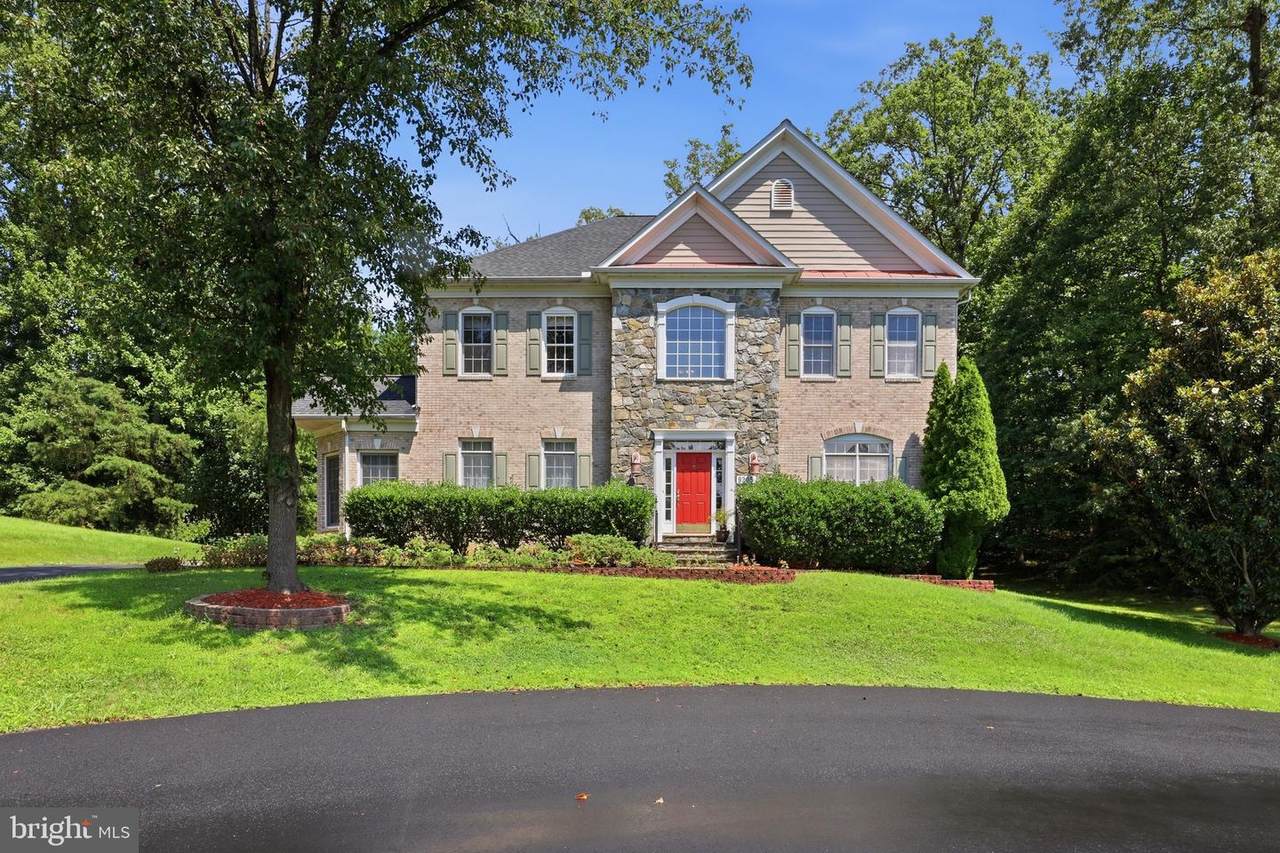 9205 Forest Greens Drive - Photo 1