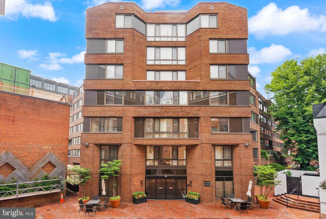 1077 30TH Street - Photo 1