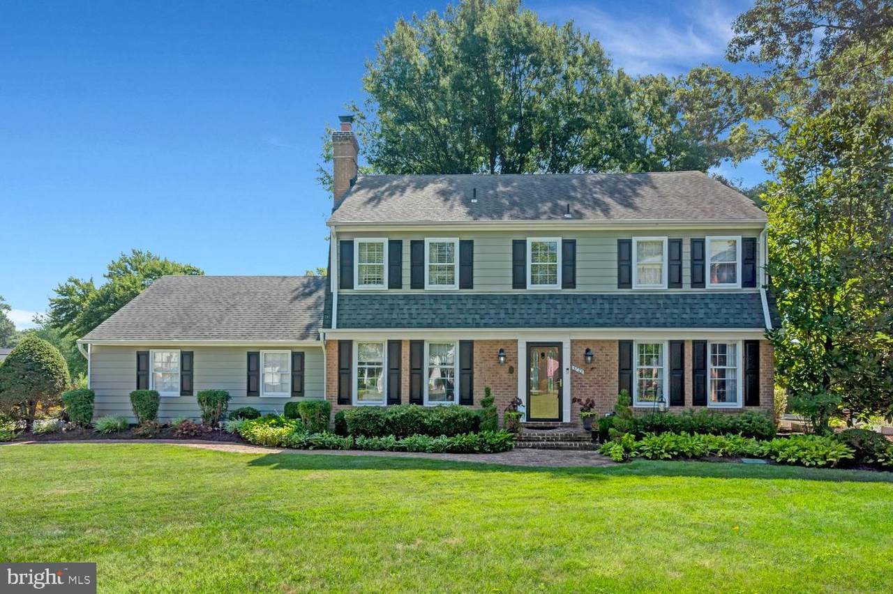3723 Riverwood Road - Photo 1