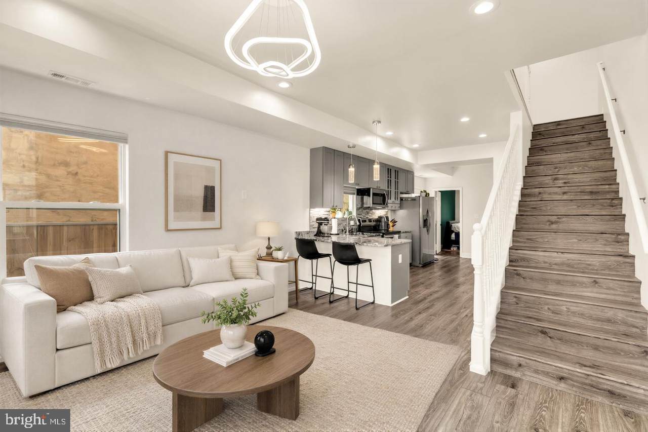 1002 58TH Avenue - Photo 1