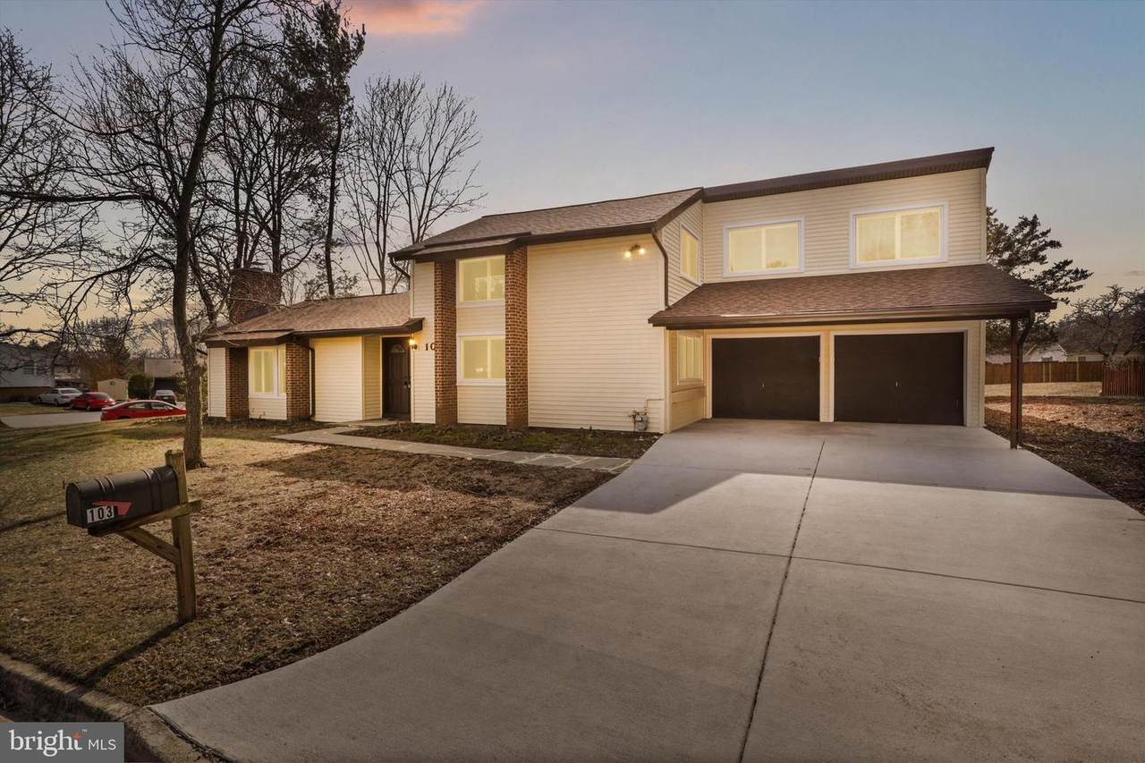 103 Farmington Lane - Photo 1