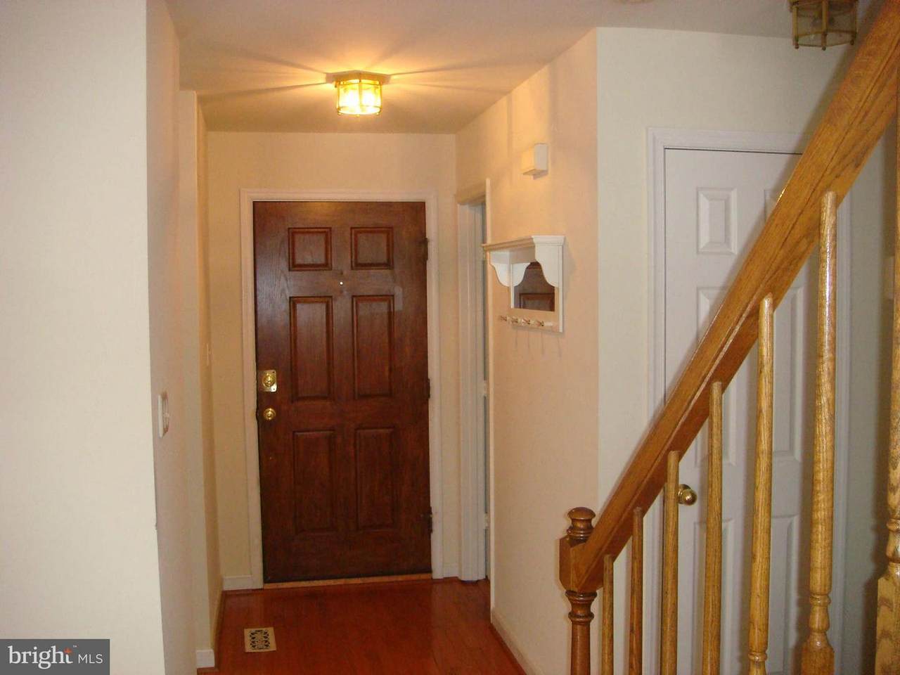 https://bt-photos.global.ssl.fastly.net/brightmls/1280_boomver_1_805243511942-2.jpg