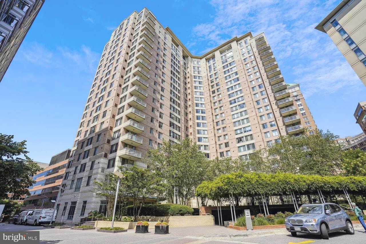 851 Glebe - Photo 1