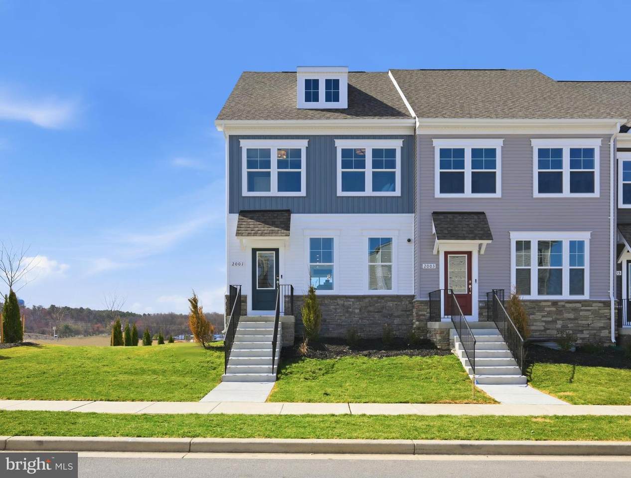 2001 Twisted Oak Place - Photo 1