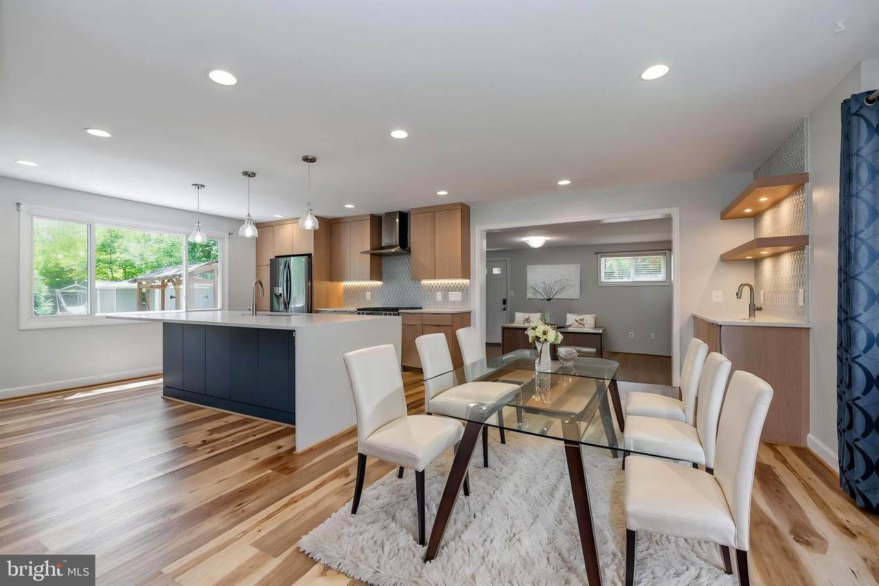 7415 Jervis Street - Photo 1