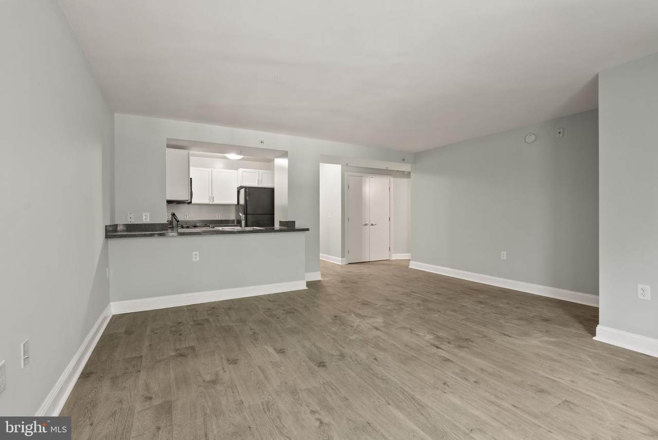 800 4TH Street - Photo 1