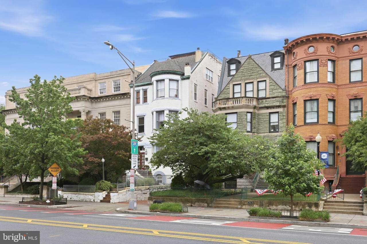 1527 16TH Street - Photo 1