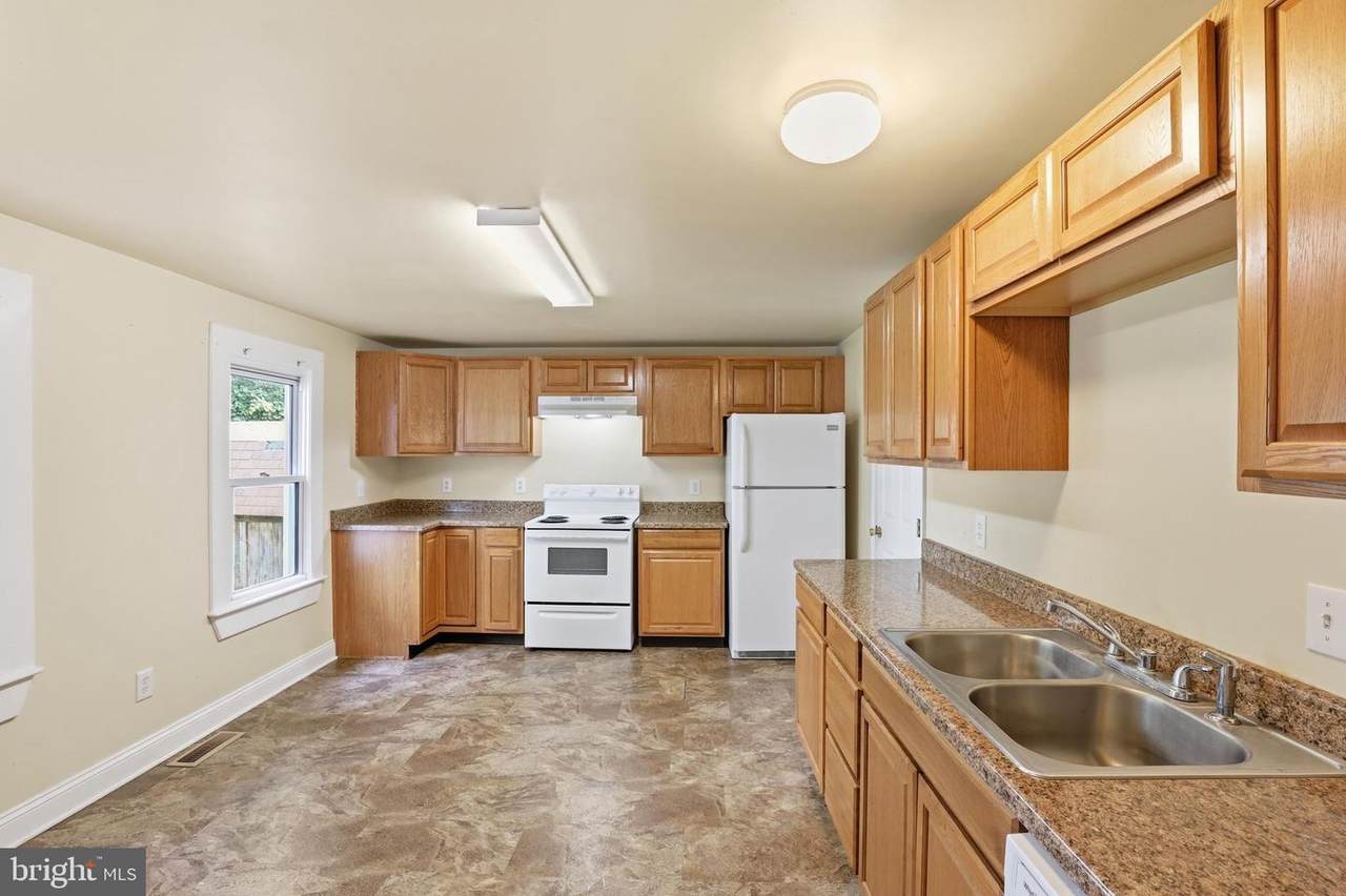 4 Thorn Street - Photo 1