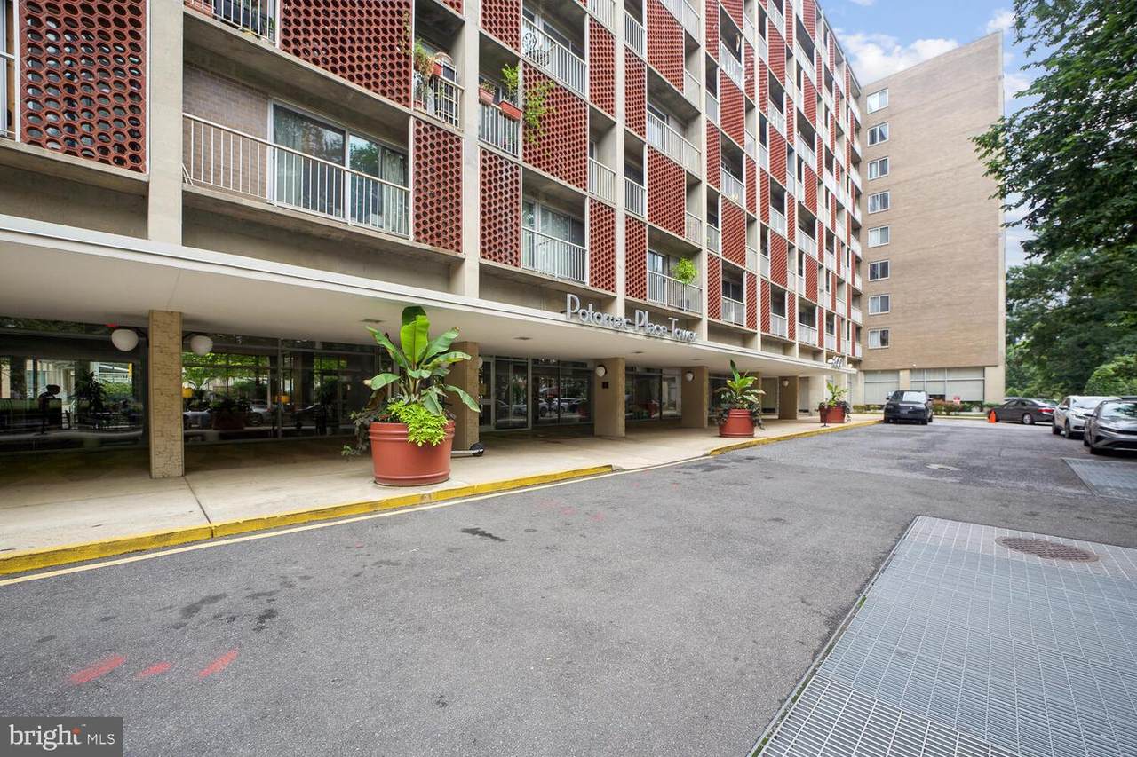 800 4TH Street - Photo 1