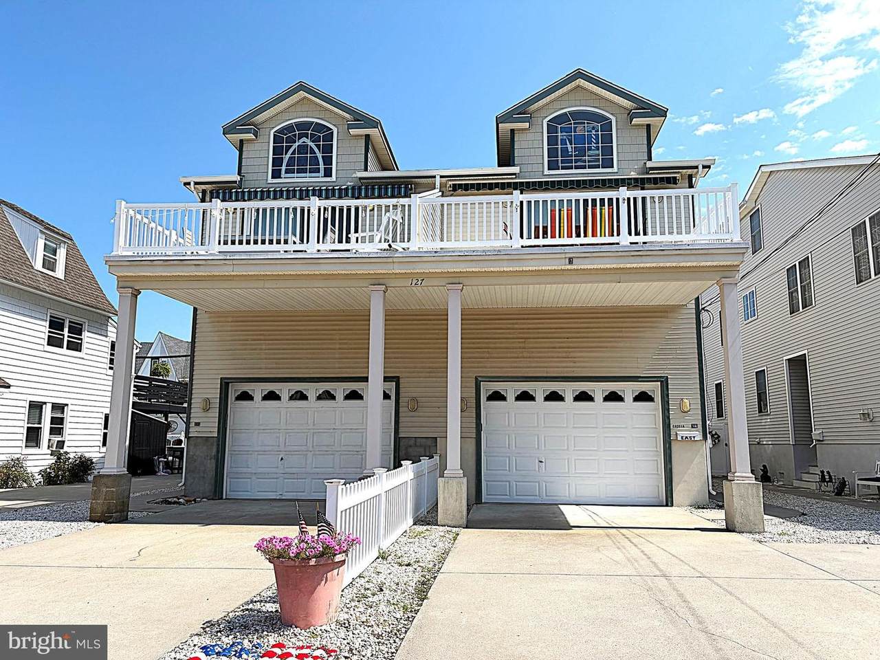 127 43RD Street - Photo 1