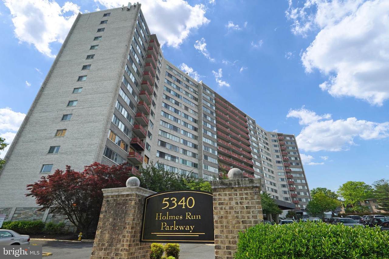 5340 Holmes Run Parkway - Photo 1