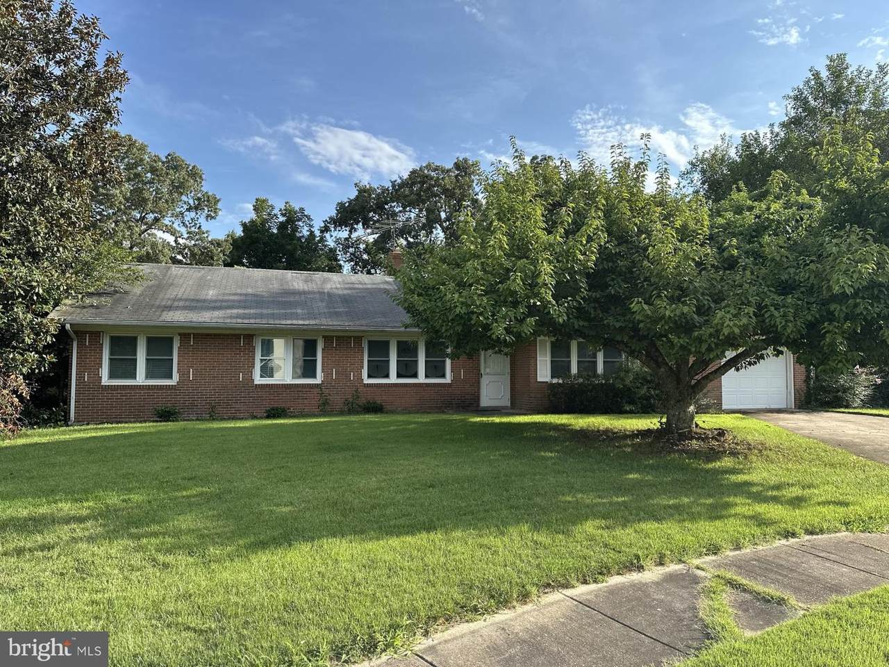 5601 Gwynndale Place - Photo 1
