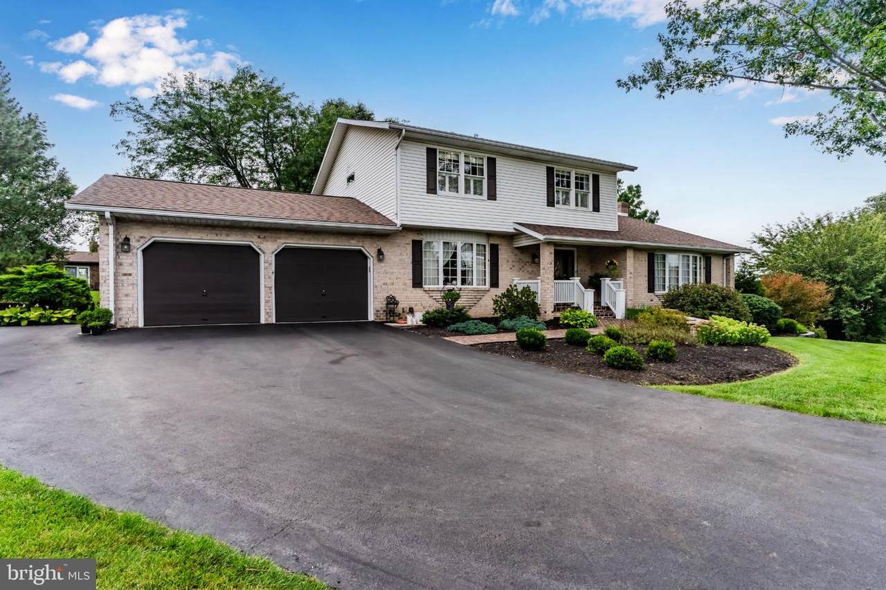 3437 Eagle Drive - Photo 1