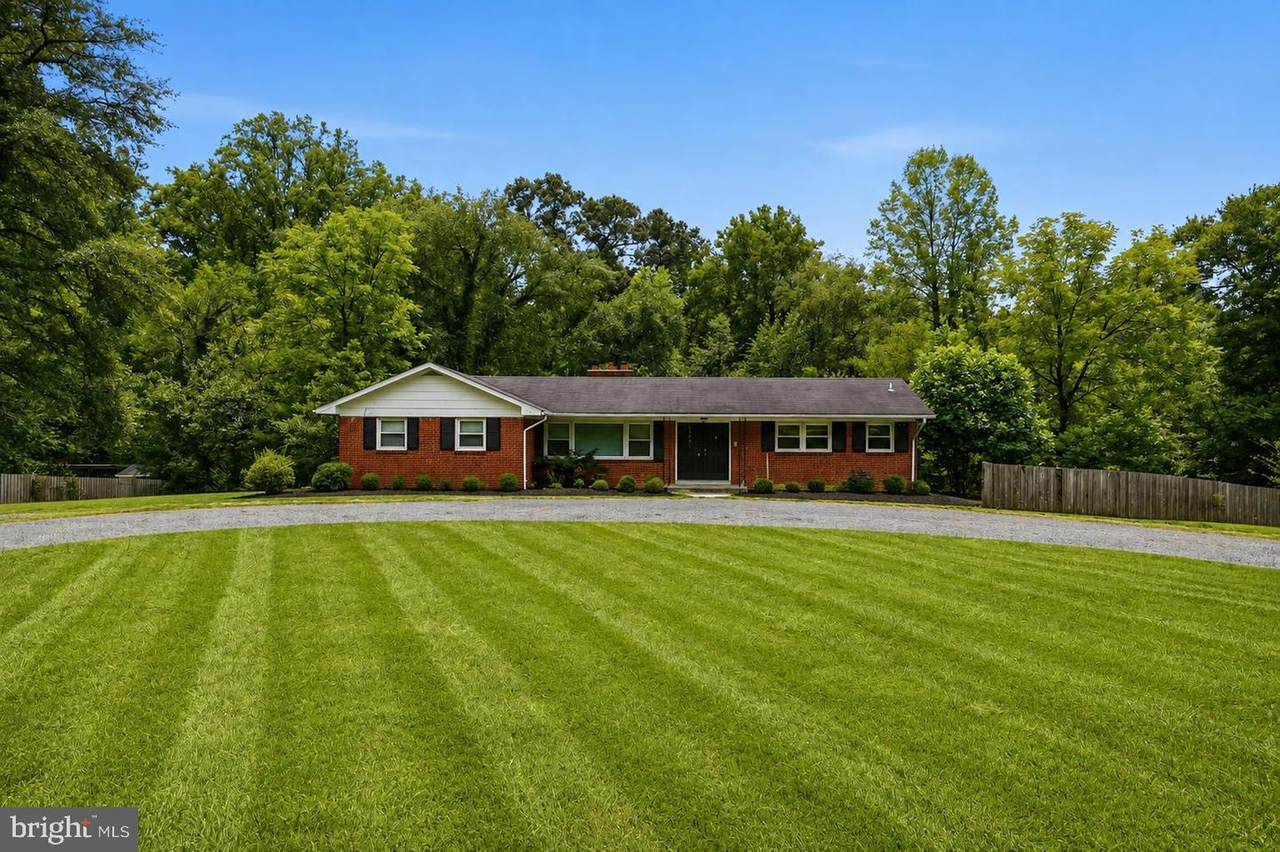 16301 Abbey Drive - Photo 1