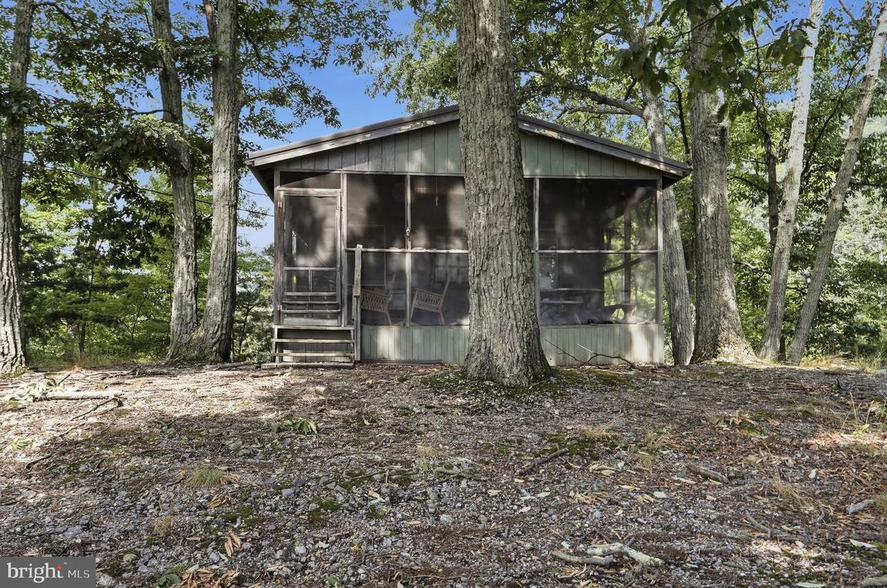 564 Highland Springs Rd - Photo 1