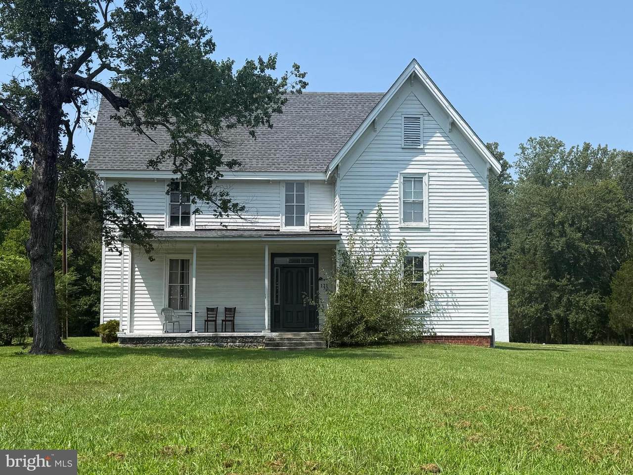 121 Broaddus Avenue - Photo 1