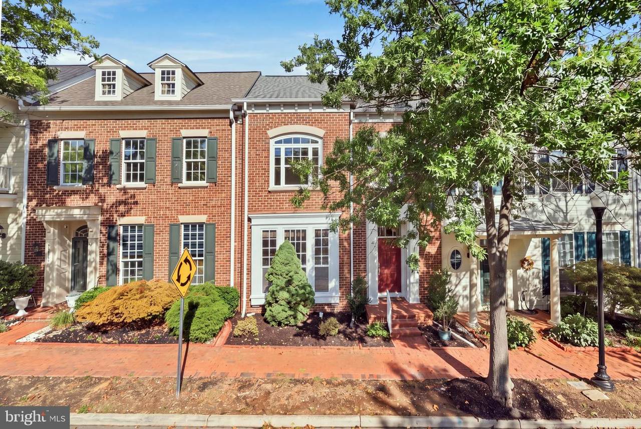 13756 Fleet Street - Photo 1