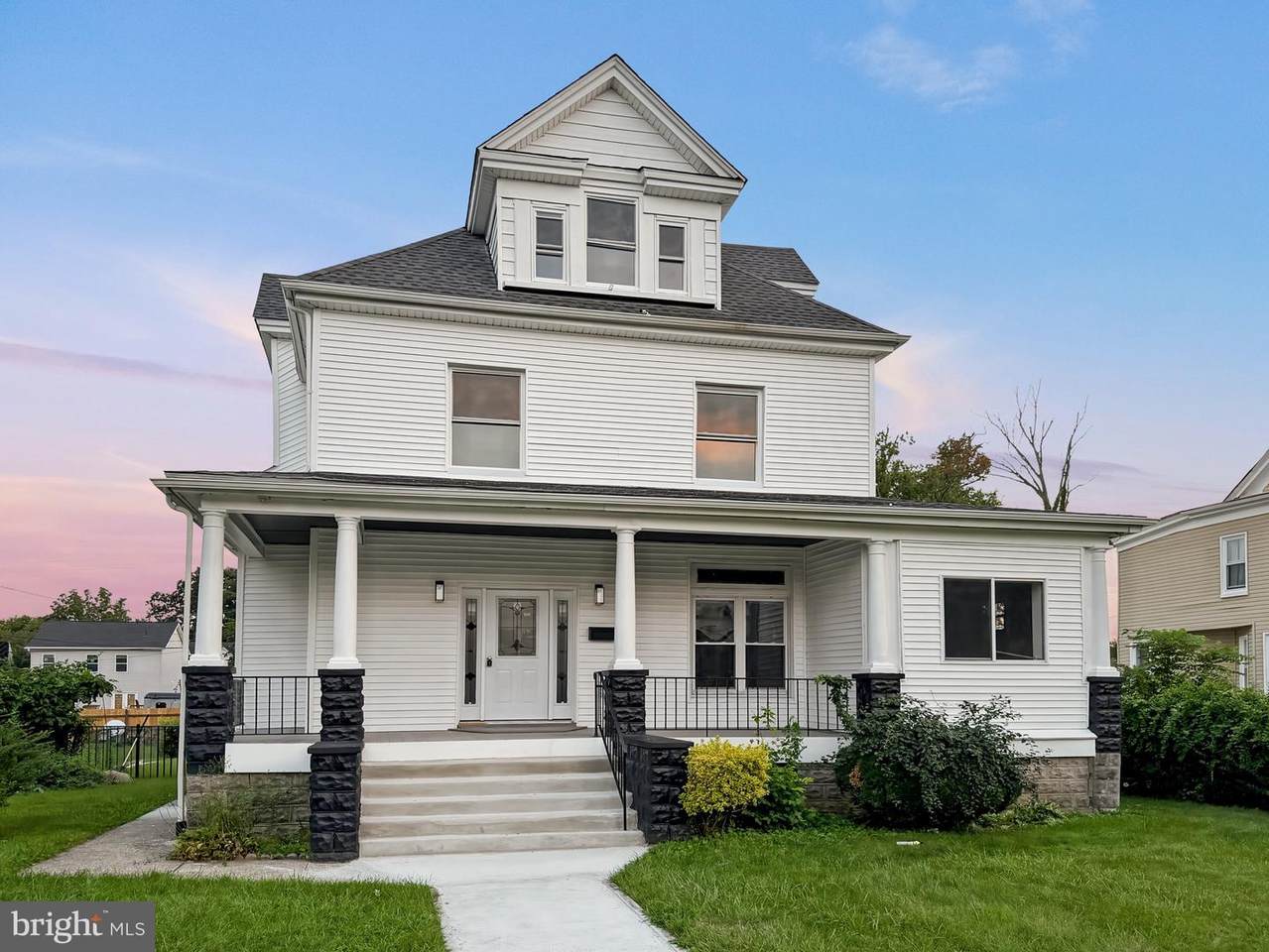 4011 Maine Avenue - Photo 1