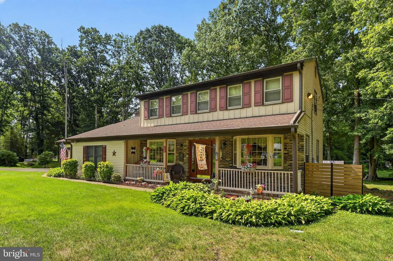 18 Hickory Drive - Photo 1